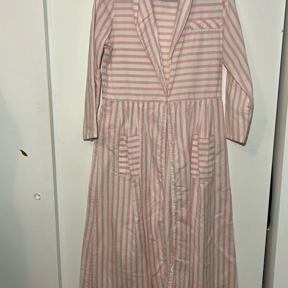 Eileen West Dresses & Skirts - Vintage Eileen West Womens Pink & White Striped Button-Front Dress